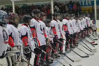 «Галицькі леви» та Льодовий палац свій ювілей святкували разом з польськими спортсменами